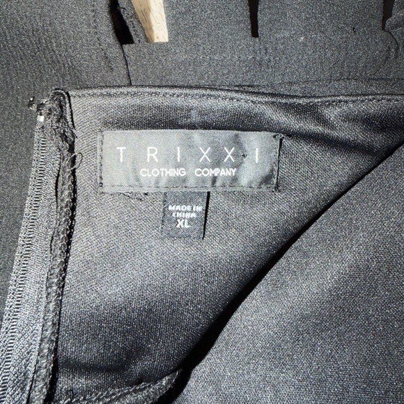 NWOT Trixxi Clothing Company Women’s Black Cocktail Dress - Picture 7 of 8